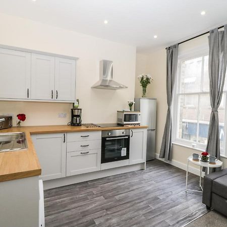 24 Baxtergate Apartment Whitby Bagian luar foto