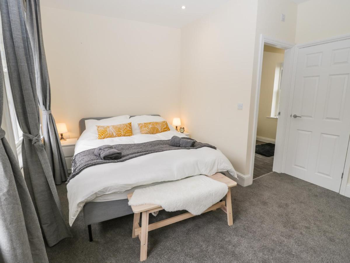 24 Baxtergate Apartment Whitby Bagian luar foto